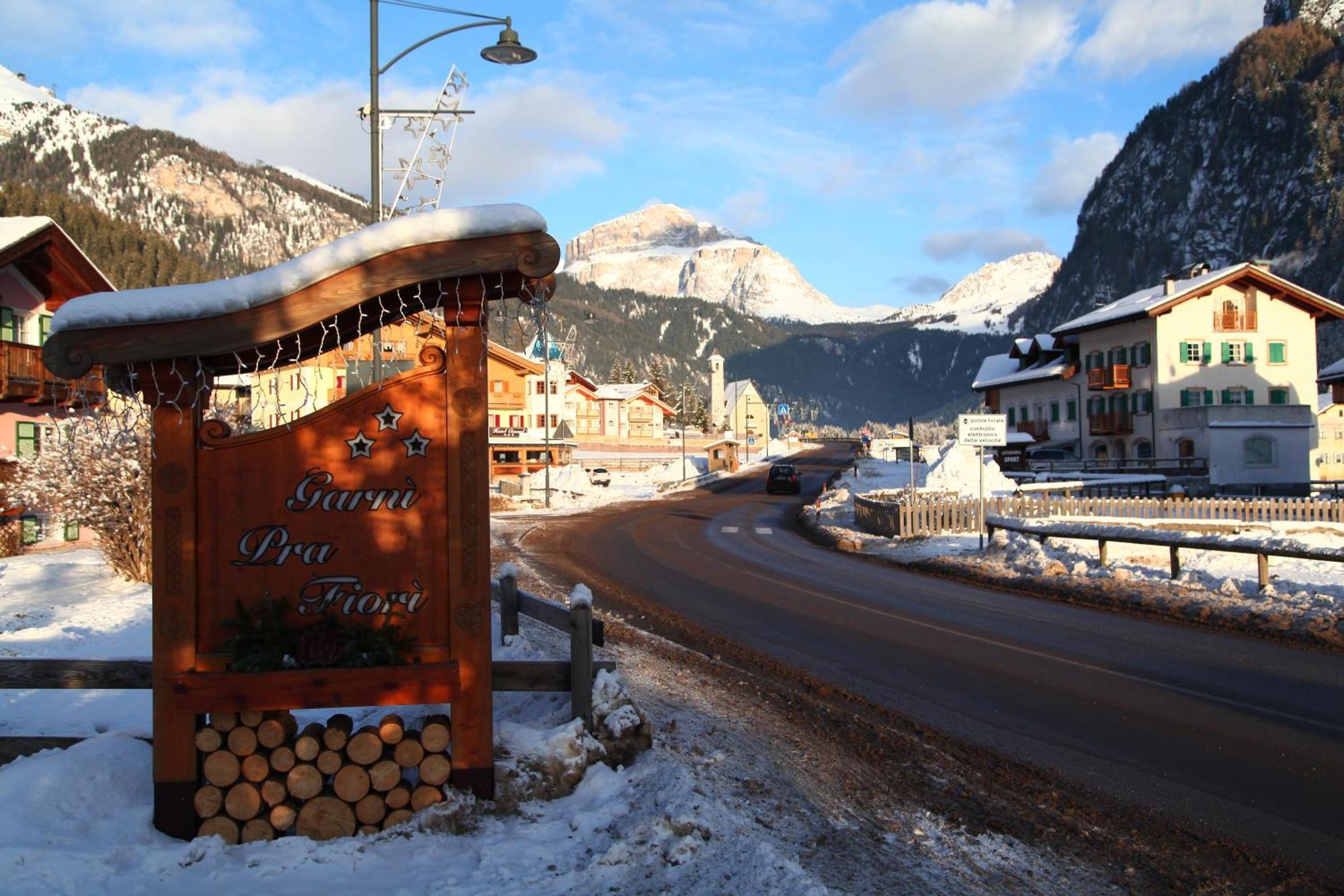 Garni Pra Fiori Hotel Campitello di Fassa Exterior foto