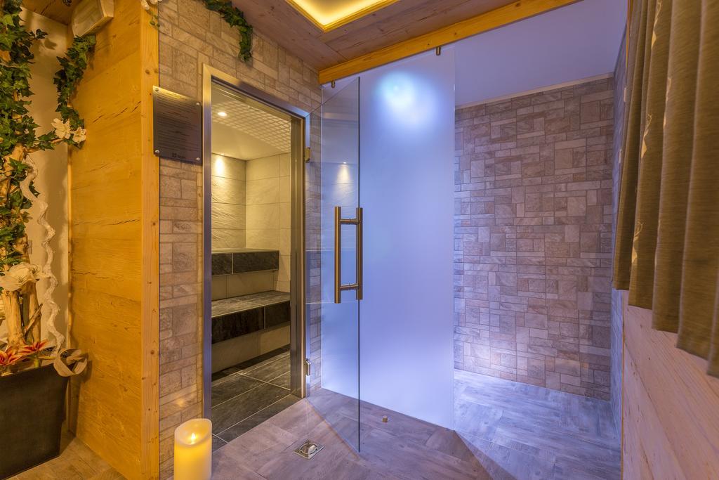 Garni Pra Fiori Hotel Campitello di Fassa Exterior foto