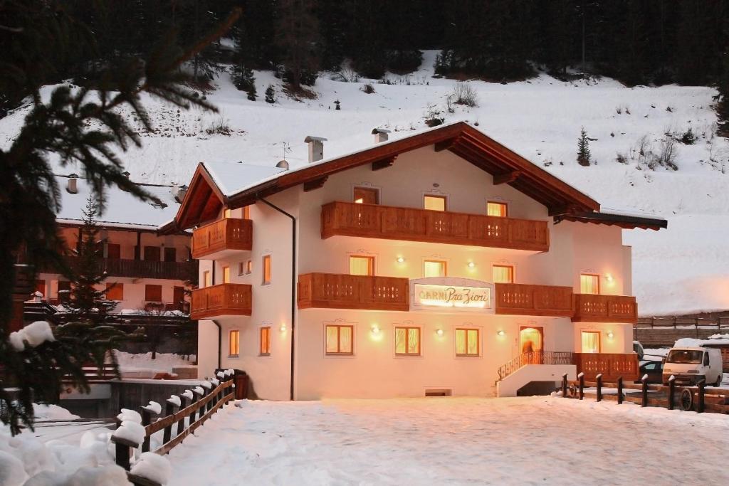 Garni Pra Fiori Hotel Campitello di Fassa Exterior foto